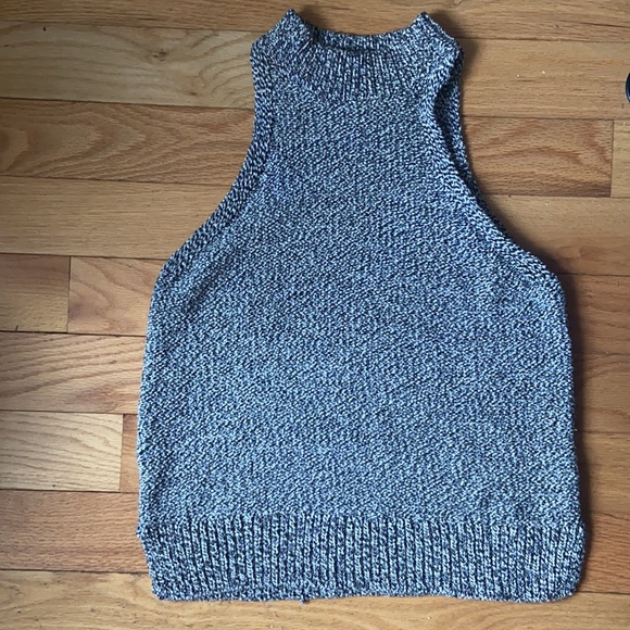 Madewell Sleeveless Grey Speckled Knit Sweater - Picture 2 of 5